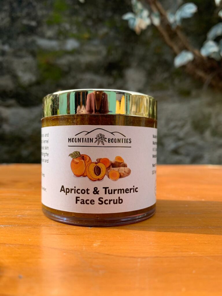 Face Scrub | Apricot and Turmeric Face Scrub - Mountain Bounties - 100gms