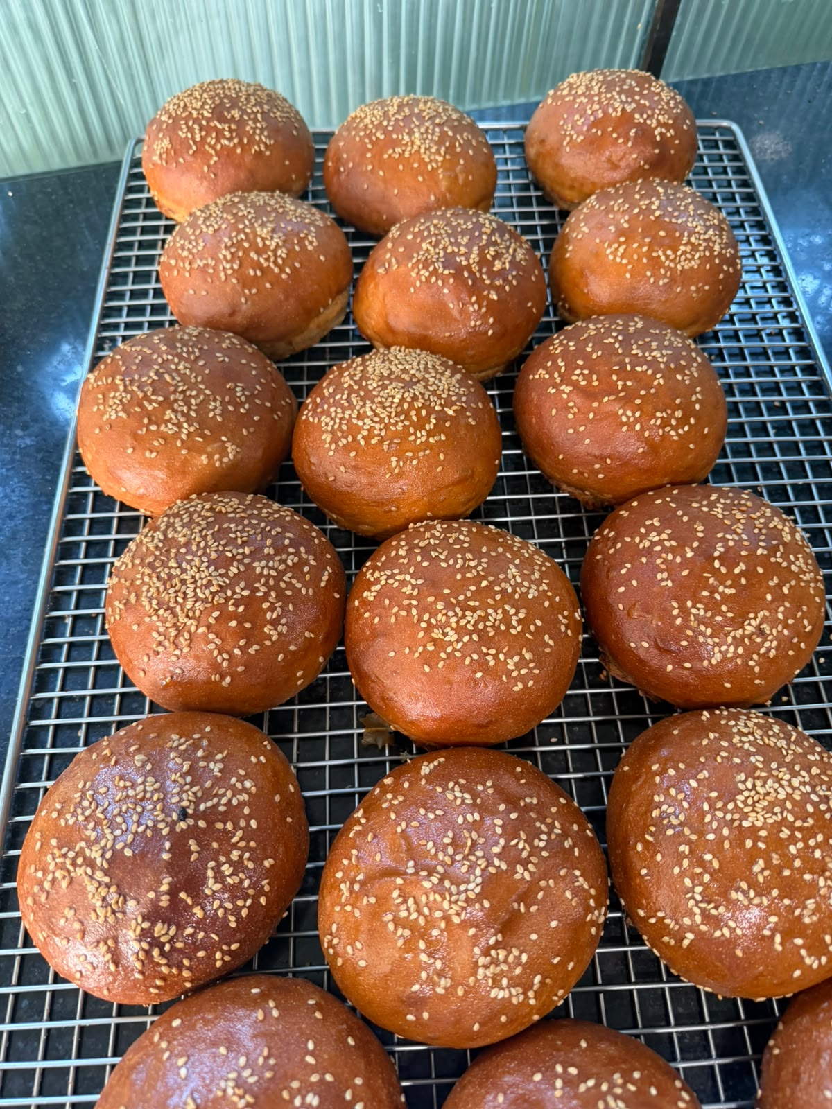 Burger Bun | Whole wheat Burger Buns - No Bread Improver, Emulsifiers, Stabiliser, No Preservatives & No Flavour Enhancer Or No Refined Sugar - Nature&