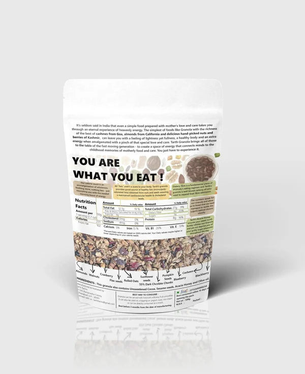 Granola | Chunks of Heaven (Dark Chocolate, Berries & Nuts) – Whole Grain – Handmade – No Added Preservatives, No Additives & No Added Sugar – Tarth – 250gm