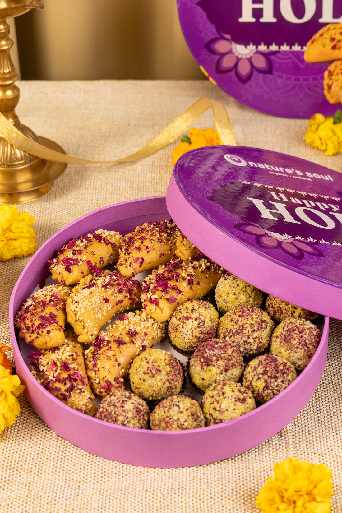 Natkhat Ladoo Holi Box - Vegan, Gluten Free & Refined Sugar Free - Mix of 8 Pieces of Baked Gujiya & 12 to 15 Laddoos