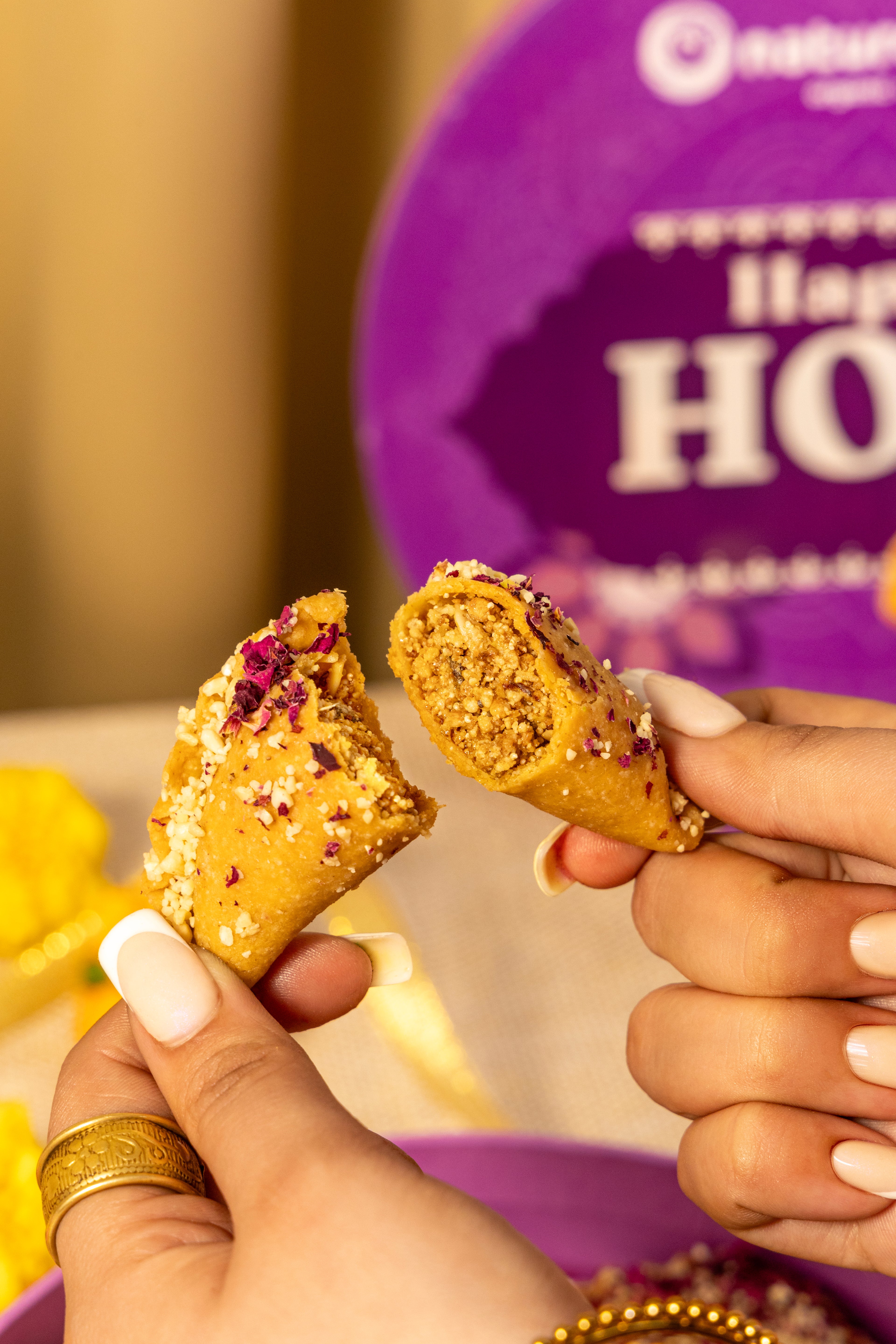 Natkhat Ladoo Holi Box - Vegan, Gluten Free & Refined Sugar Free - Mix of 8 Pieces of Baked Gujiya & 12 to 15 Laddoos