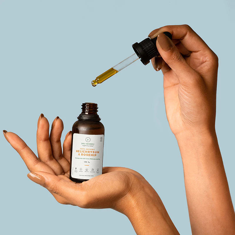 Facial Oil l Helichrysum And Rosehip - Promotes Even Skin Tone - Reduces Scarring - COSMOS Organic - Cruelty Free, Vegan, Gmo Free, Zero Dyes, Zero Sulphates & No Added Color - Juicy Chemistry - 30ml