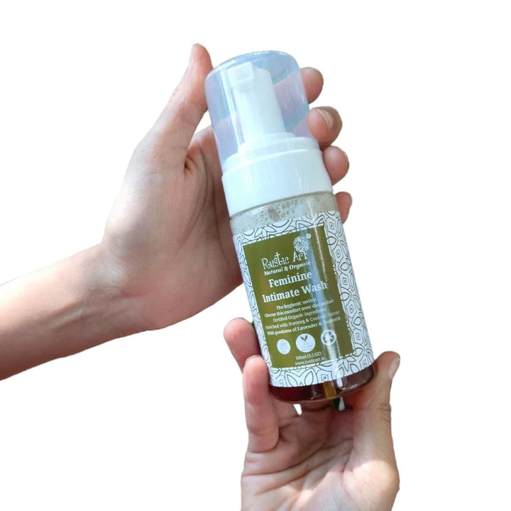 Feminine Intimate Wash | (Enriched With Nutmeg & Coconut Nectar With Goodness Of Lavender & Turmeric) - Organic - Vegan & Cruelty Free - 100ml