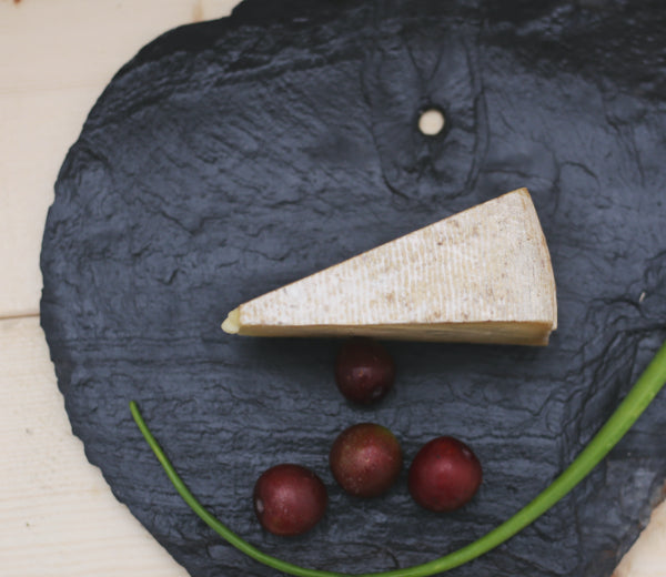 Fontina Cheese - Pasteurized - Amiksa - 210gm