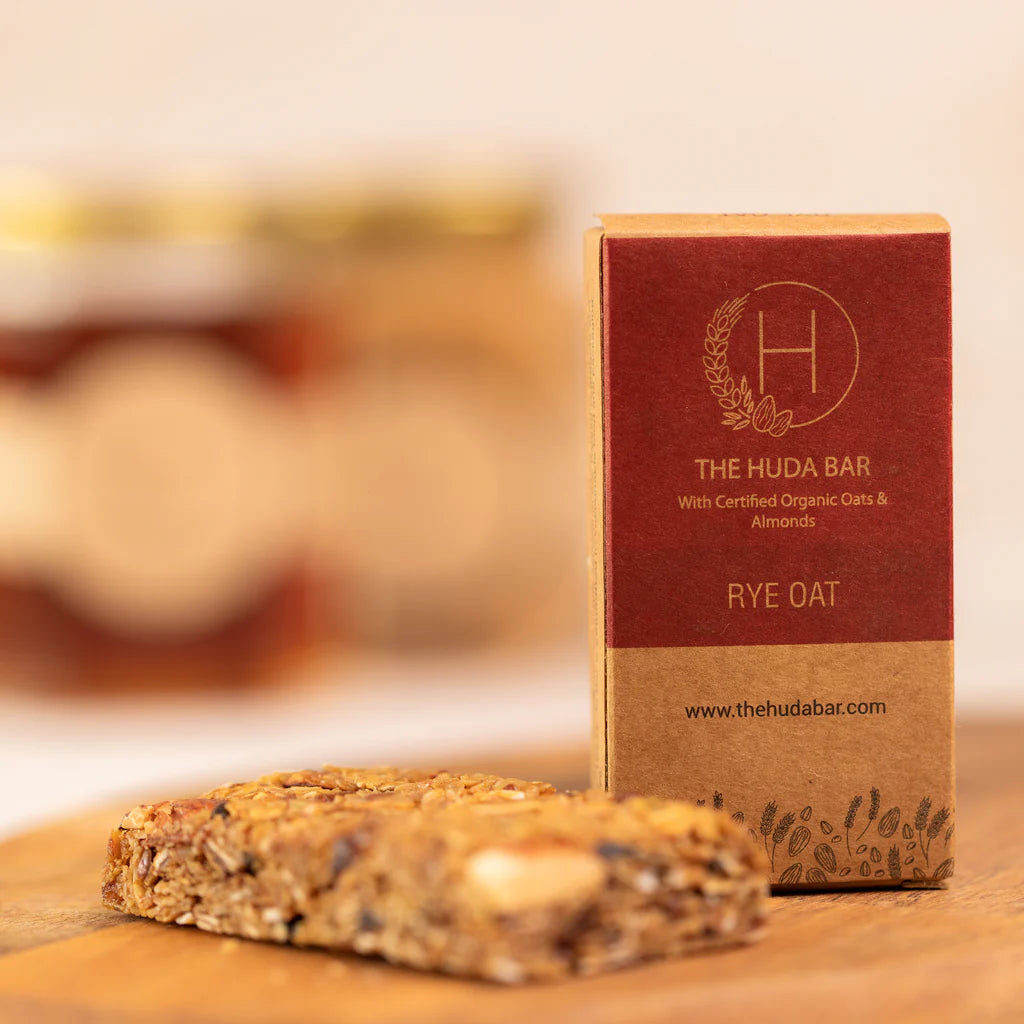 Bar | Rye Oat - Granola Bar (With Certified Organic Oats & Almonds) - Vegan, Gluten Free & No Added Additives - The Huda Bar - 45gm