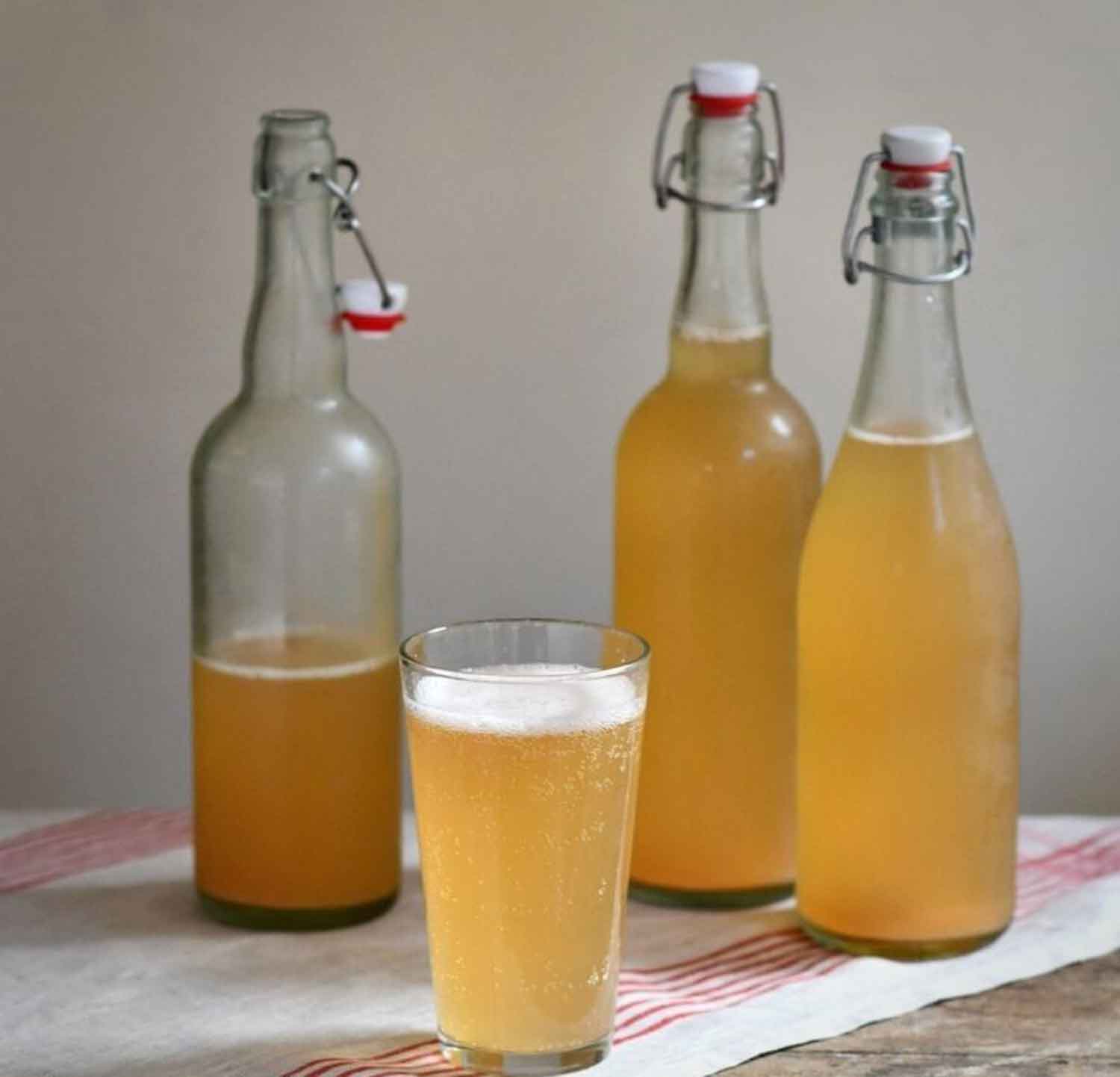 Apple Juice | Natural & Unfiltered - Vegan - German Bakery - 200ml