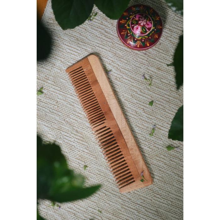 Large Neem Wooden Comb - Almitra