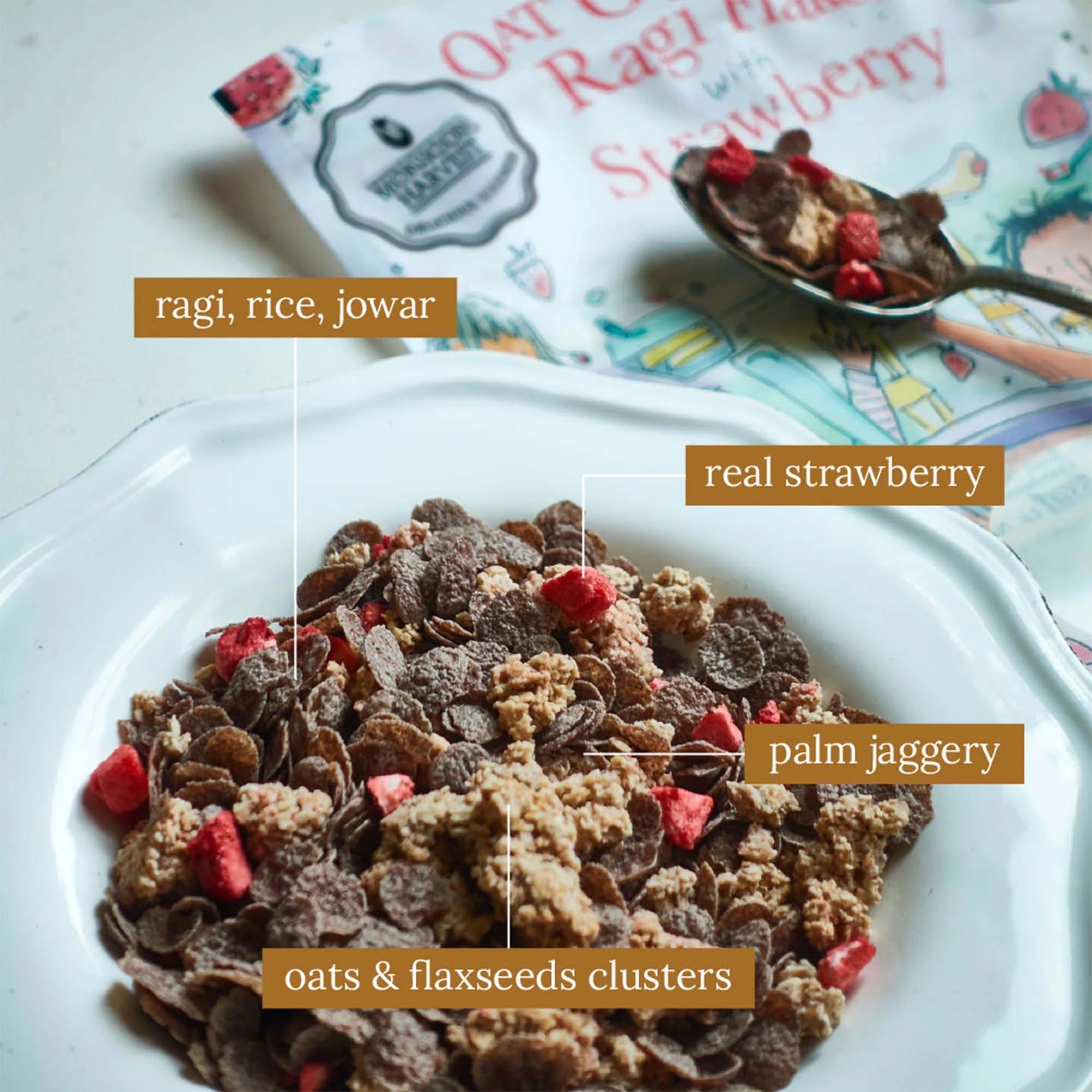Oat Clusters & Ragi Flakes With Strawberry - Wingreens Harvest - 350gm