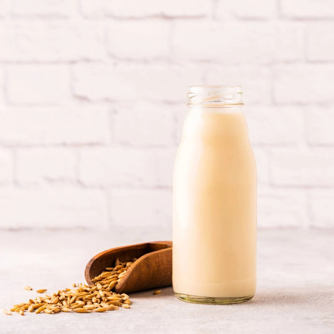 Oats Milk | Fresh – Mildly Sweetened With Dates – Vegan, Gluten Free, Free From Stabilisers, Emulsifiers, Gums & Preservatives – 300ml