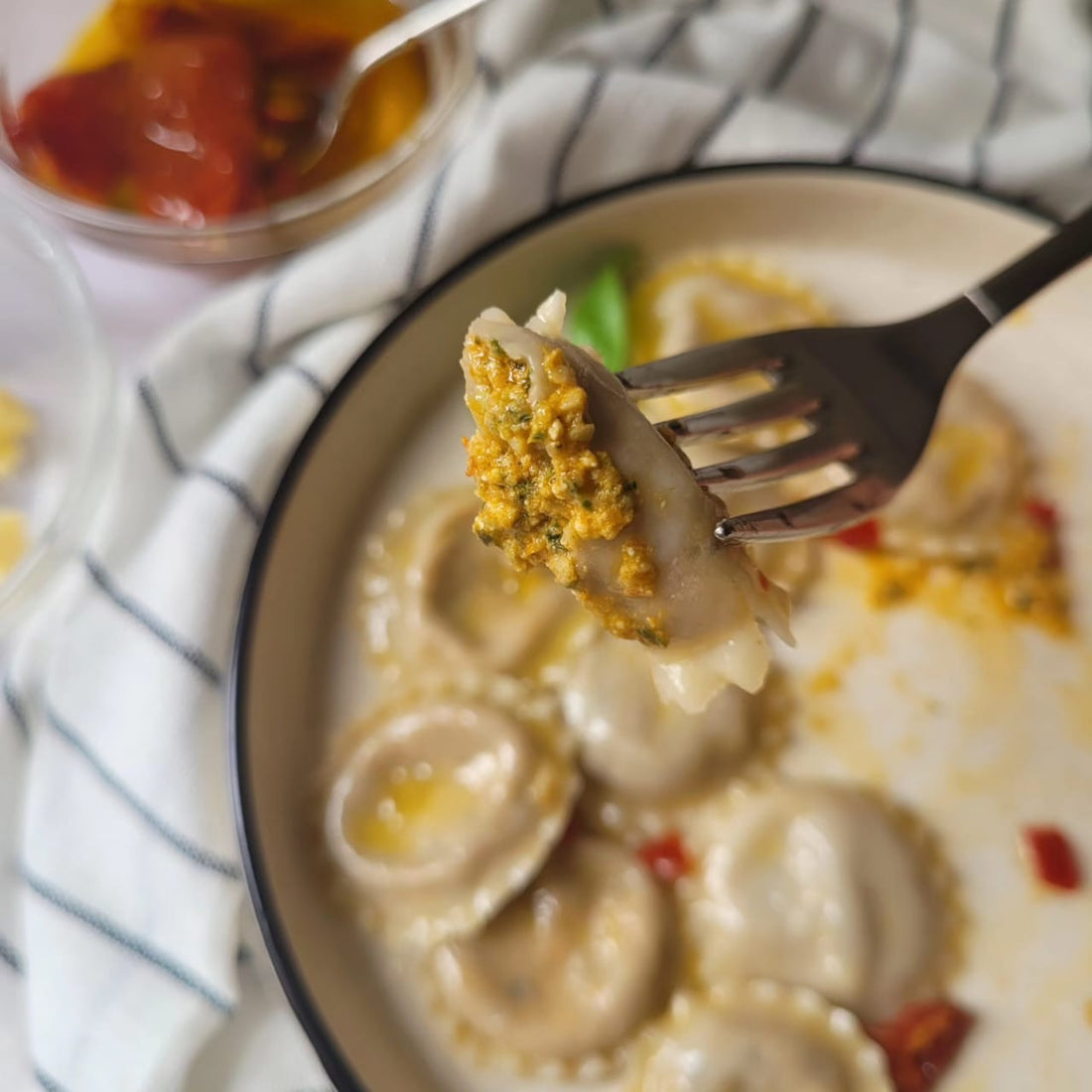 Pasta | Sundried Tomato & Goat Cheese Ravioli - Handmade - Nature&