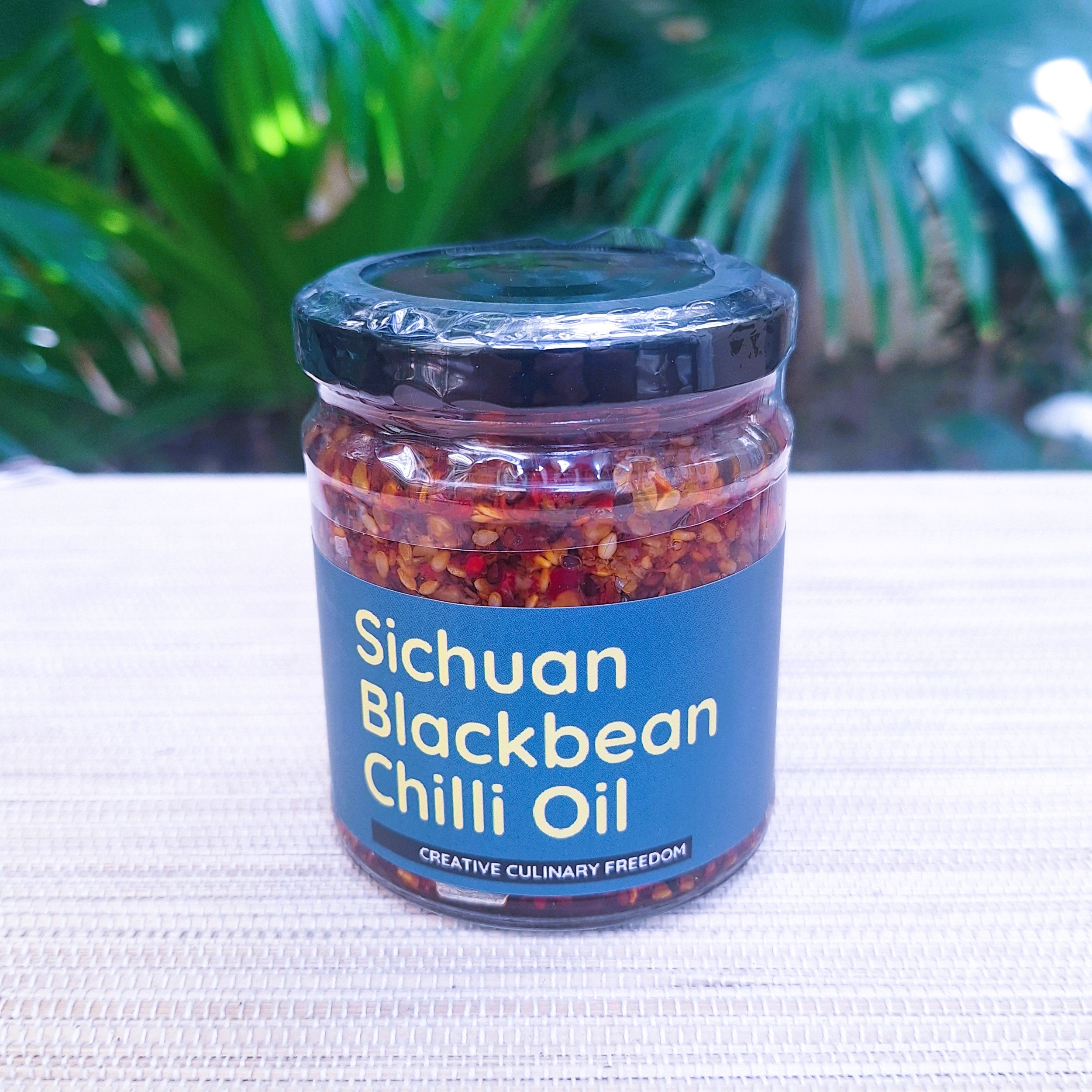 Chilli Oil | Sichuan Blackbean Chilli Oil - Cold Pressed Oil – Vegan, No Added Flavors, Colors, Thickener & No Emulsifiers And Stabilisers - CHEF ZEHN – 200gm
