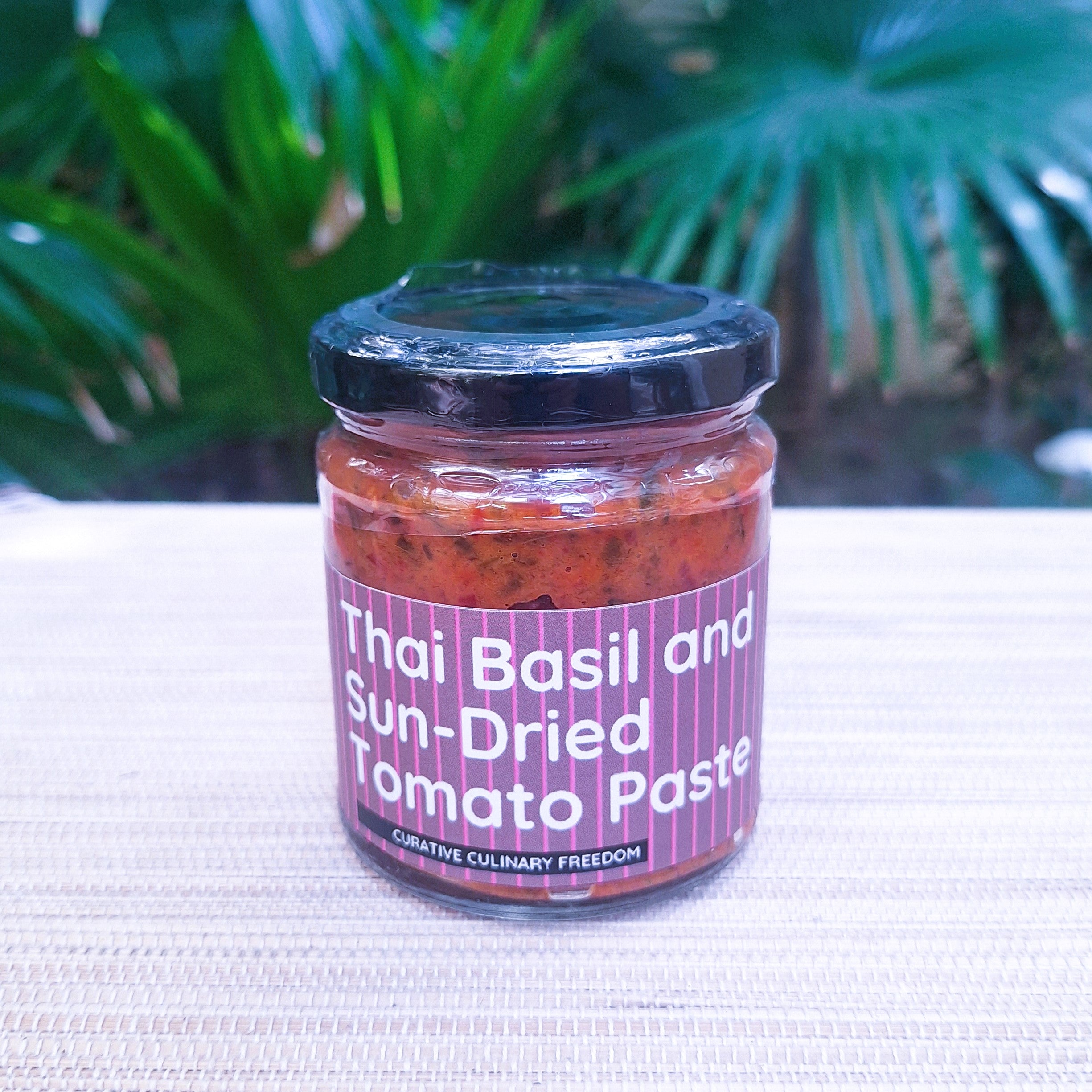 Tomato Paste | Thai Basil And Sun Dried Tomato Paste – Made With Cold Pressed Oil & Rice Bran Oil – Vegan, No Added Flavors, Colors, Thickener & No Emulsifiers And Stabilisers – CHEF ZEHN – 200gm