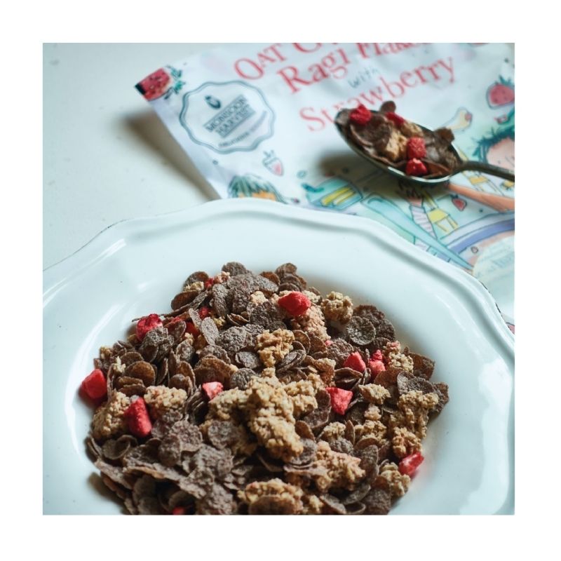 Oat Clusters & Ragi Flakes With Strawberry - Wingreens Harvest - 350gm
