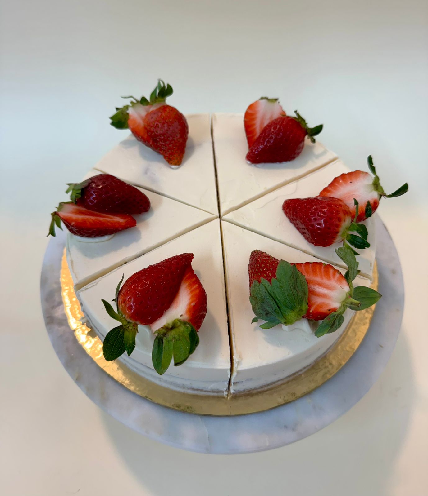 Vanilla Strawberry Cake - Vegan, Gluten Free & Refined Sugar Free