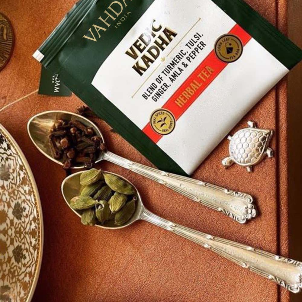 Vedic Kadha Herbal Tea – Vahdam – 15Tea Bags