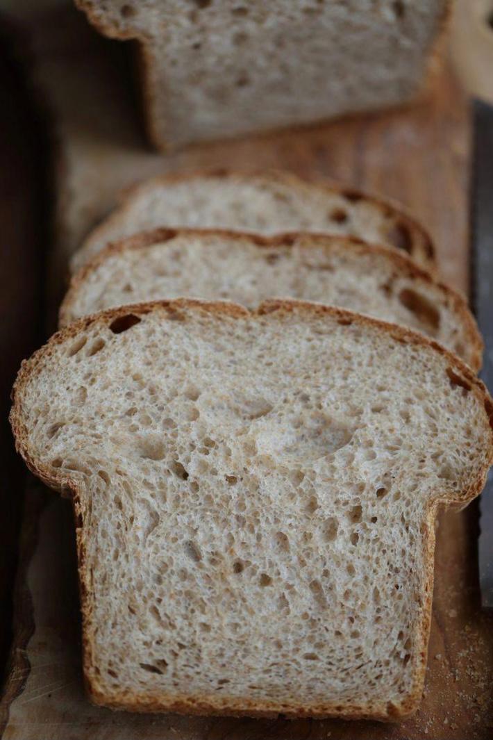 Whole Wheat Bread - No Bread Improver, Emulsifiers, Stabiliser, No Preservatives & No Flavour Enhancer Or No Refined Sugar - Nature&