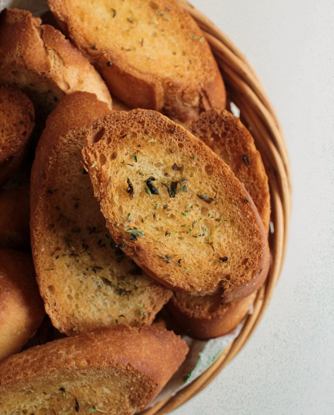 Wholewheat Sourdough Crostini | (Garlic & Herbed) - Nature&