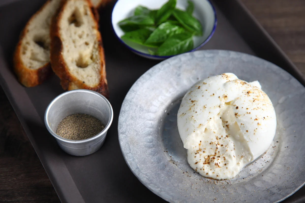 Burrata (Buffalo) - The Spotted Cow Fromagerie - 130gm