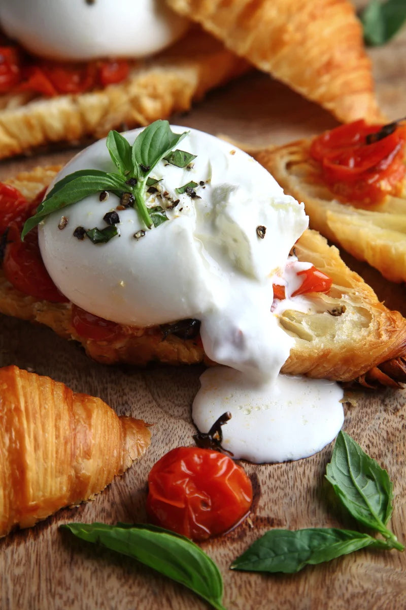 Burrata (Buffalo) - The Spotted Cow Fromagerie - 130gm