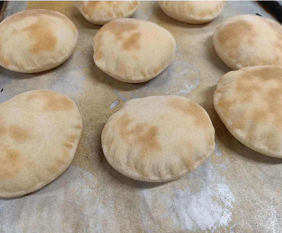 Wholewheat Pita Pockets | No Bread Improver, Emulsifiers, Stabiliser, No Preservatives & No Flavour Enhancer Or No Refined Sugar - Nature&