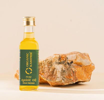 Apricot Oil  | Lakhaki Apricot Wood Pressed Oil - Edible - Non Ultra Filtered - High In Vitamins, Minerals And Essential Fatty Acids - Organic Kashmir - 100ml