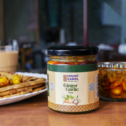 Pickle | Ginger Garlic Pickle - Farm Grown Ginger &amp; Garlic-Cold-pressed Mustard Oil- No emulsifiers, Stabilisers, Nothing Artificial, No Flavour Enhancers, Colours &amp; No Artificial Preservatives - Mount Karol - 300gm