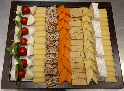 Cheese &amp; Cracker Board (Veg)  -Artisanal Wooden Platter with Gourmet Cheeses &amp; Caprese Skewers- Made with Organic Ingredients - No preservatives - Natural Ingredients - Serves 4 to 5 People
