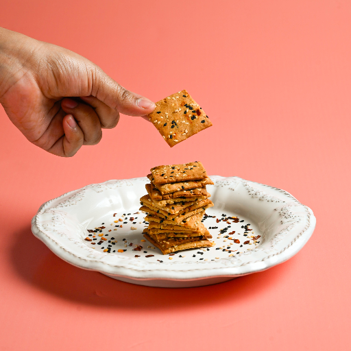 Crackers | Hot Honey &amp; Sesame Crackers-Sweet-Spicy Crunch , Baked Cracker -No Preservatives– Vivanda– 125gm