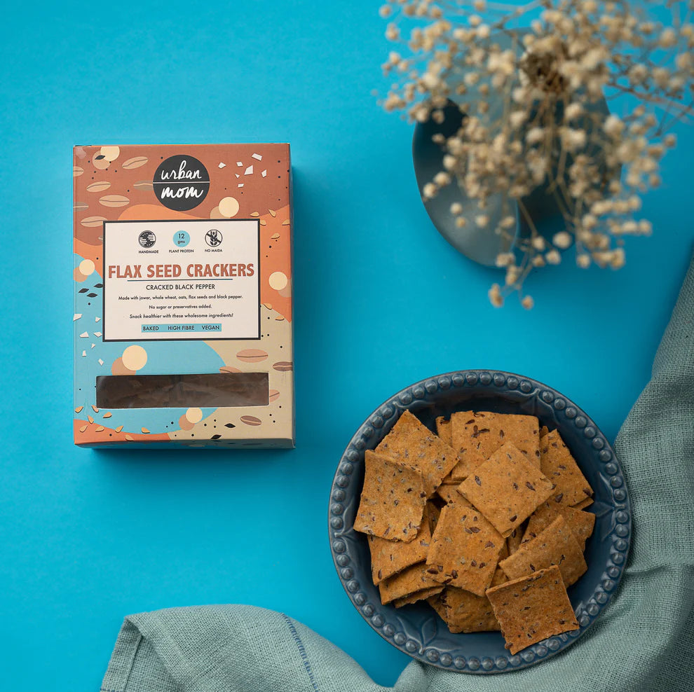 Cracker | Flax Seed Cracker - Cracked Black Pepper - 12g Protein - Baked - Vegan, No Maida, Refined Sugar, Added Oil &amp; No Added Preservatives - Urban Mom - 100gm
