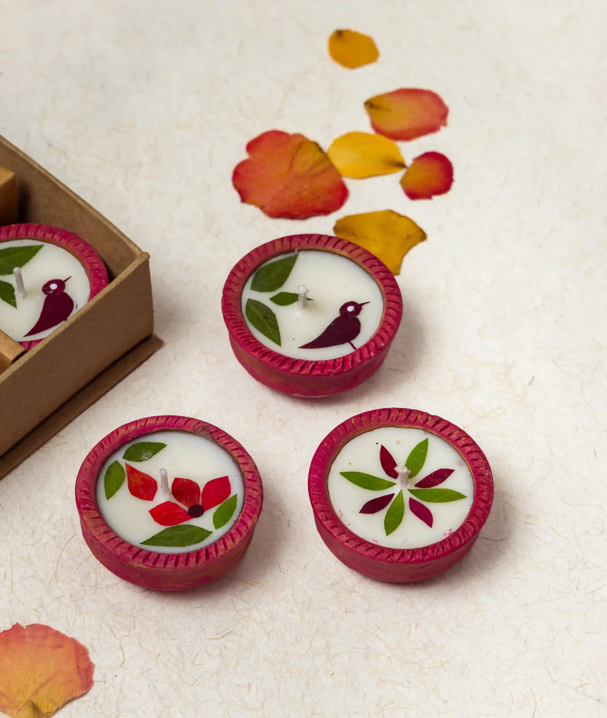 Diya | Summer Dance Diya - Handcrafted – Eco Friendly Soy Wax, No Chemical &amp; No Harmful Fumes – Nature’s Soul - Set of 12 (22 × 18 × 5 cm)