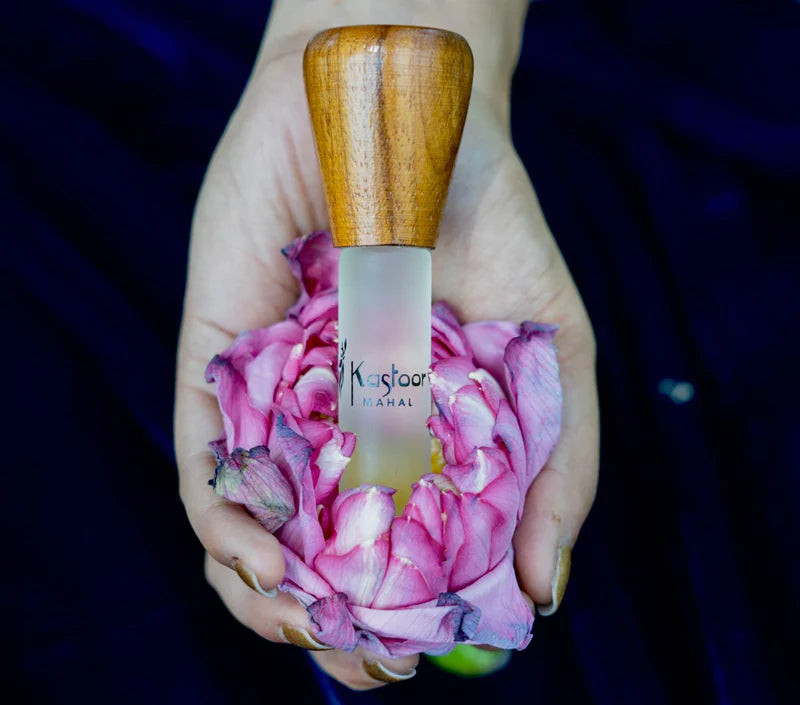 Ittar | Mahal (Lotus & Patchouli) - Fresh Floral – Vegan, Cruelty Free & No Alcohol - Kastoor – 8ML