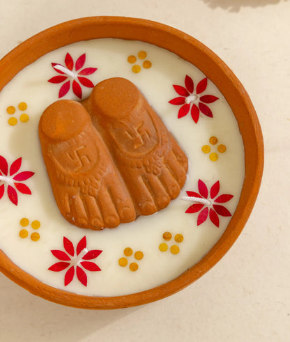 Diya | Lakshmi Charan Diya - Handcrafted – Eco Friendly Soy Wax, No Chemical &amp; No Harmful Fumes – Nature’s Soul - (15 × 15 × 5 cm)