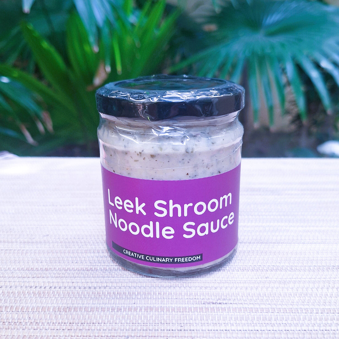 Sauce | Leek Shroom Noodles Sauce - Made With Cold Pressed Rice Bran Oil – Vegan, No Added Flavors, Colors, Thickener &amp; No Emulsifiers And Stabilisers - CHEF ZEHN – 200gm