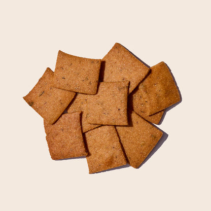 Crackers | Methi Millet Crackers (Made With Amaranth &amp; Jowar Flour, Kasuri Methi, Ajwain) - Crunchy &amp; Punchy - Organic - Vegan, Gluten Free, Higher In Calcium, No Preservative, Refined Sugar Free &amp; PCOS Friendly - The Cinnamon Kitchen - 100gm