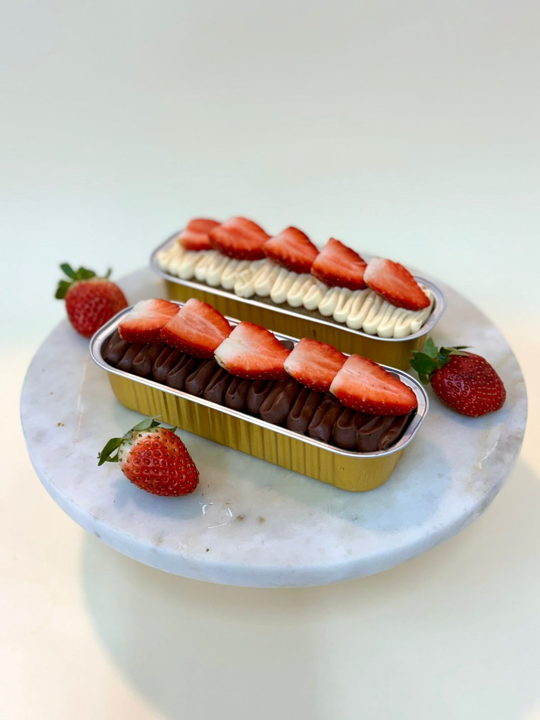 Mini Strawberry Vanilla Chunk Cake – Gluten Free &amp; No Added Refined Sugar – Nature&