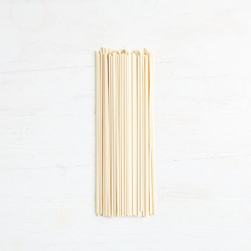 Noodles | Organic Japanese Udon Noodles - Stir Fry - Soup - Salad - Traditionally Slow Dried Authentic Japanese Noodles - Low In Fat, High In Fibre And Protein - Clearspring - 200gm
