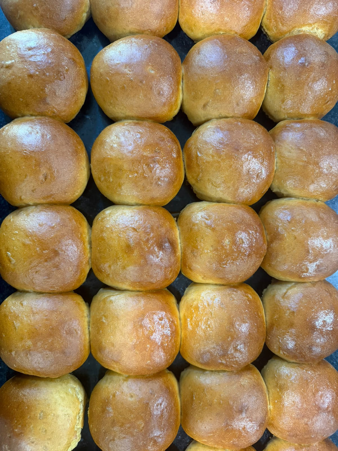 Pav Bun | Whole wheat Pav Buns - No Bread Improver, Emulsifiers, Stabiliser, No Preservatives & No Flavour Enhancer Or No Refined Sugar - Nature&