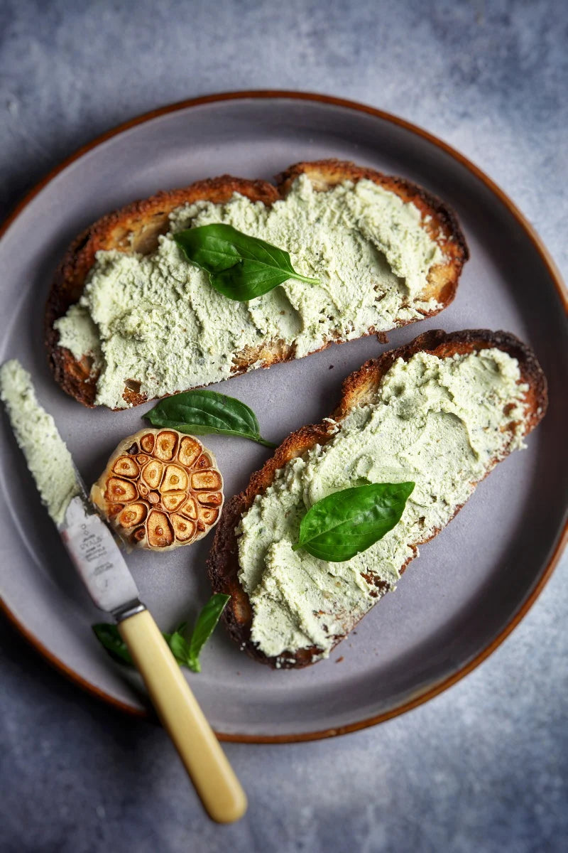 Fresh Cheese – Roasted Garlic &amp; Herbs - The Spotted Cow Fromagerie - 150gm