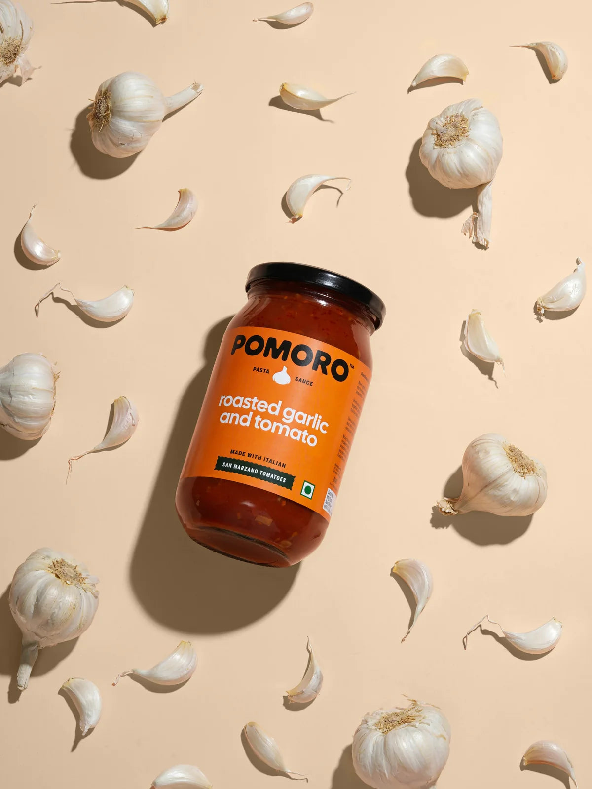 Pasta Sauce | Roasted Garlic And Tomato (San Marzano Tomatoes) - Made With Italian &amp; Extra Virgin Olive Oil – Vegan-No Added Sugar, No Added Preservatives – Pomoro– 390gm