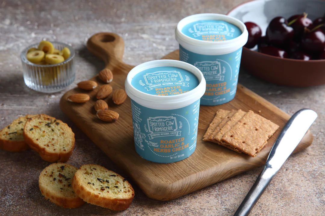 Fresh Cheese – Roasted Garlic & Herbs - The Spotted Cow Fromagerie - 150gm