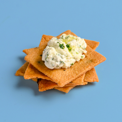 Crackers | Rosemary &amp; Garlic Crackers -Crisp Cracker with Deep Savoury Flavour, Baked Cracker -No Preservatives– Vivanda– 125gm