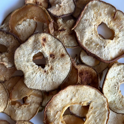 Chips | Dried Pear Chips - Natural - No Oil ,Sulphur, &amp;amp; No Added Sugar , No Preservatives - So Himalayas- 100gm