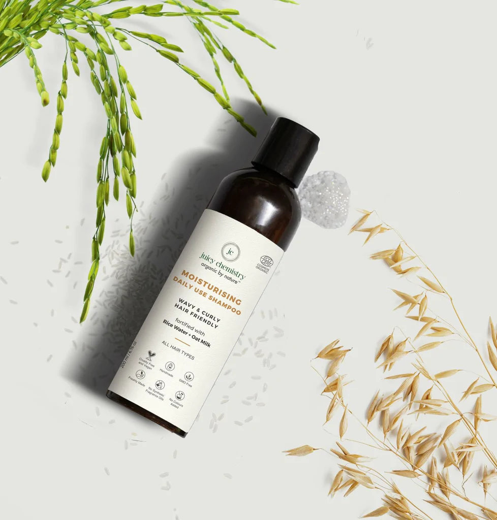 Shampoo | Moisturising Daily Use - (Deeply Conditions &amp;amp; Helps Combat Frizz) - Handmade - COSMOS Natural - Indian - Vegan, Crutely Free, Gmo Free, Zero Dyes, Zero Sulphates &amp;amp; No Synthetic Fragrances - Juicy Chemistry - 200ml