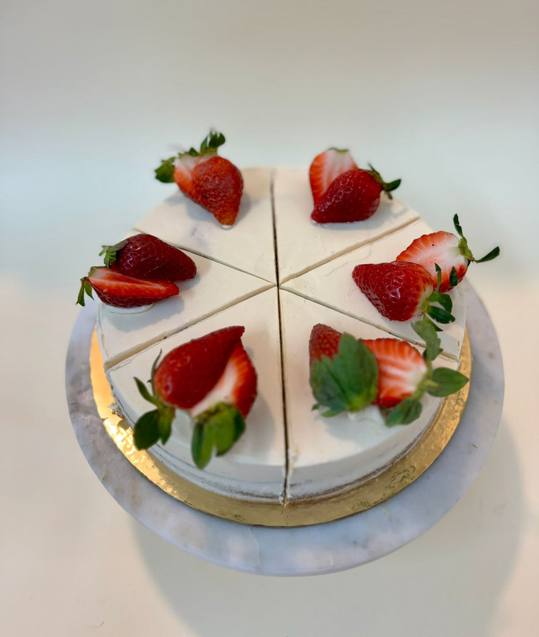 Vanilla Strawberry Cake - Vegan, Gluten Free & Refined Sugar Free