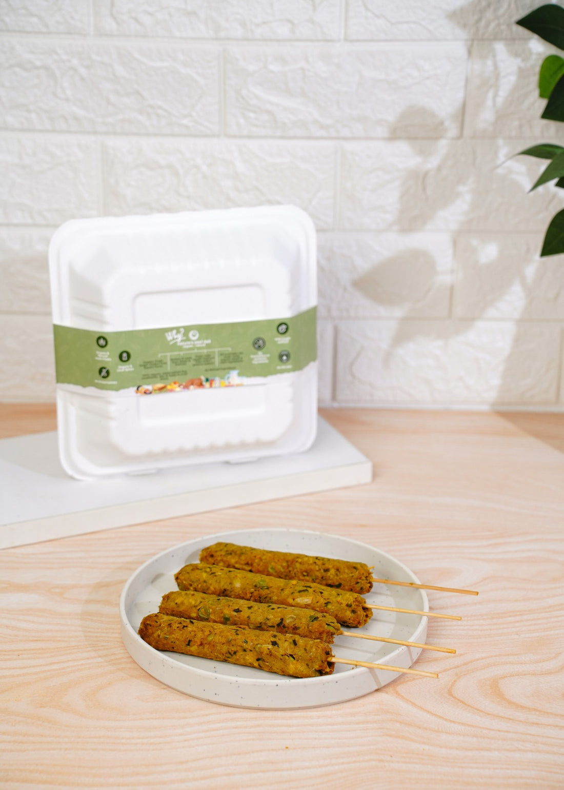Zaika-e-Festive Veg Box - Made with Organic Ingredients - Perfect for 5 - 6 Persons