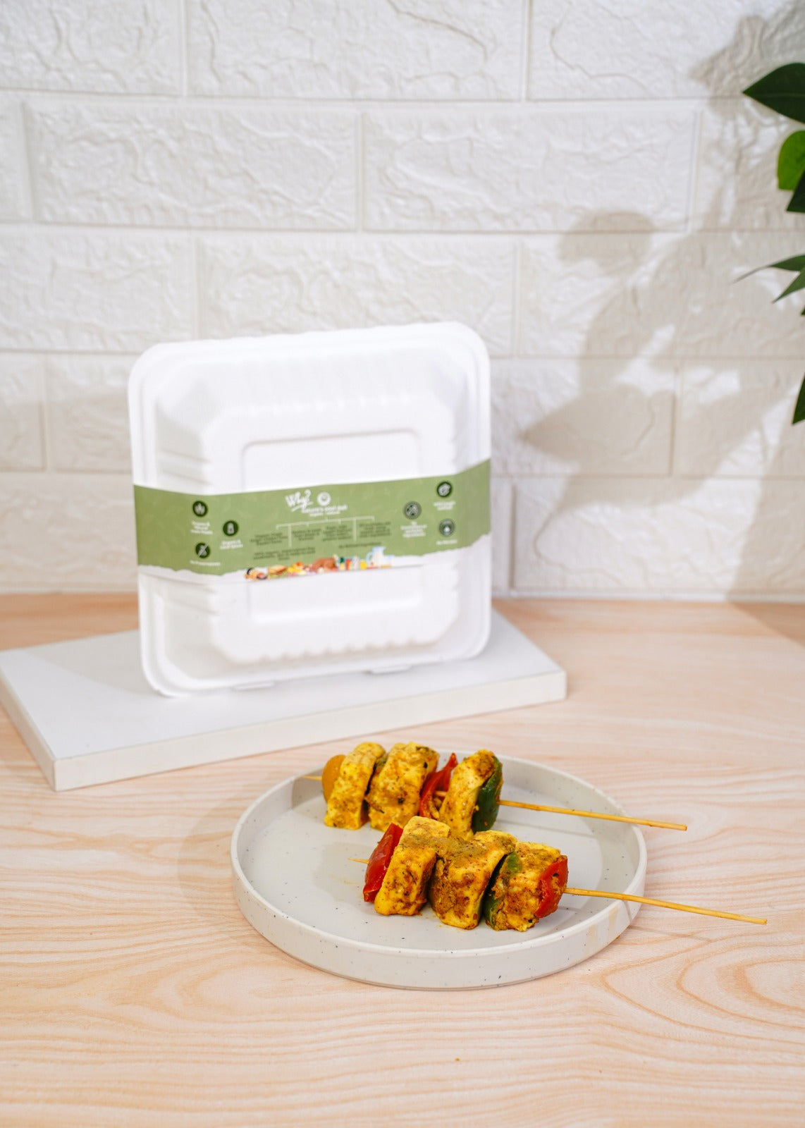 Zaika-e-Festive Veg Box - Made with Organic Ingredients - Perfect for 5 - 6 Persons
