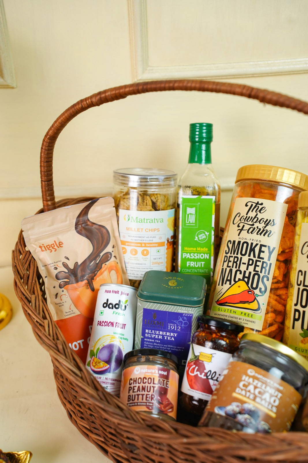 Diwali Hamper | Togetherness Treat - Family Feast- Every Bite Feels Like Home - 13 Products (Copy)