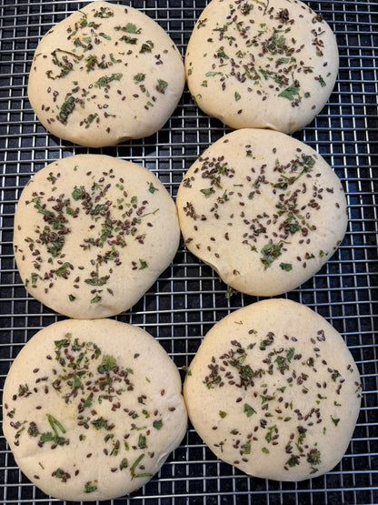 Whole Wheat Kulcha - No Bread Improver, Emulsifiers, Stabiliser, No Preservatives &amp;amp; No Flavour Enhancer Or No Refined Sugar - Nature&