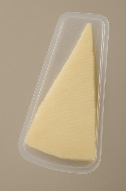 Cheese | Pecorino Romano PDO - No Added Preservatives &amp; No Added Additive Or Emulsifiers - Nature&