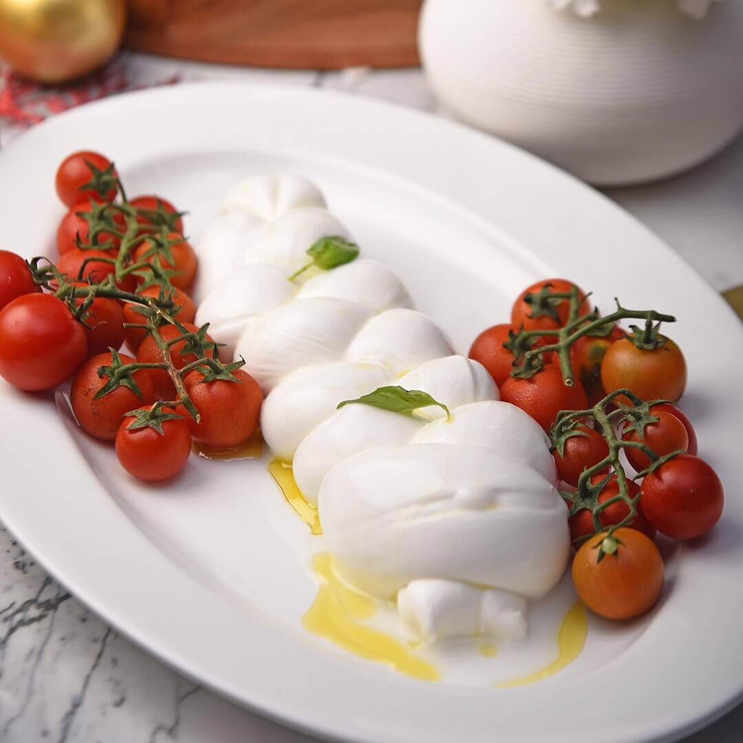 Cheese | Treccia Di Mozzarella (Artisanal Braid Shaped Mozzarella Cheese)-Farm Fresh Milk - Eleftheria Cheese - 250gm